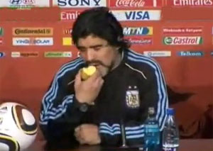 100629maradona.jpg