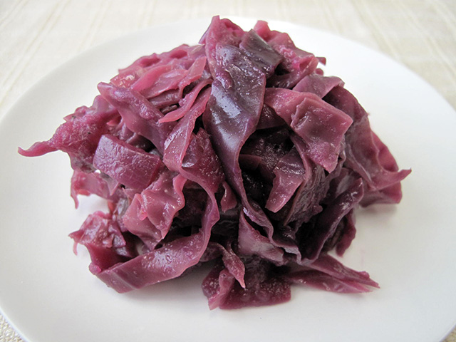 アプフェルロートコール りんごと紫キャベツの蒸し煮 Apfelrotkohl ドイツ りんごのレシピ りんご大学